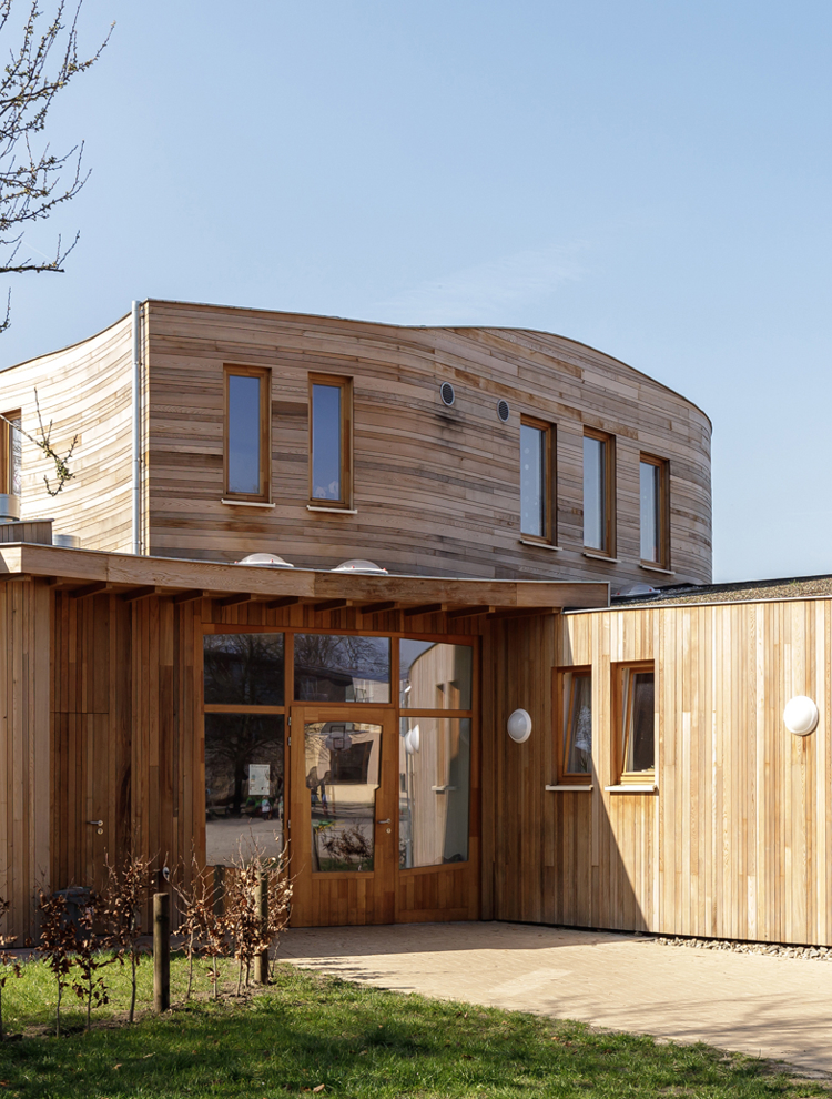 Decentralized ventilation: Supporting circular buildings