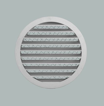 Grilles de façade avec filet anti-oiseaux