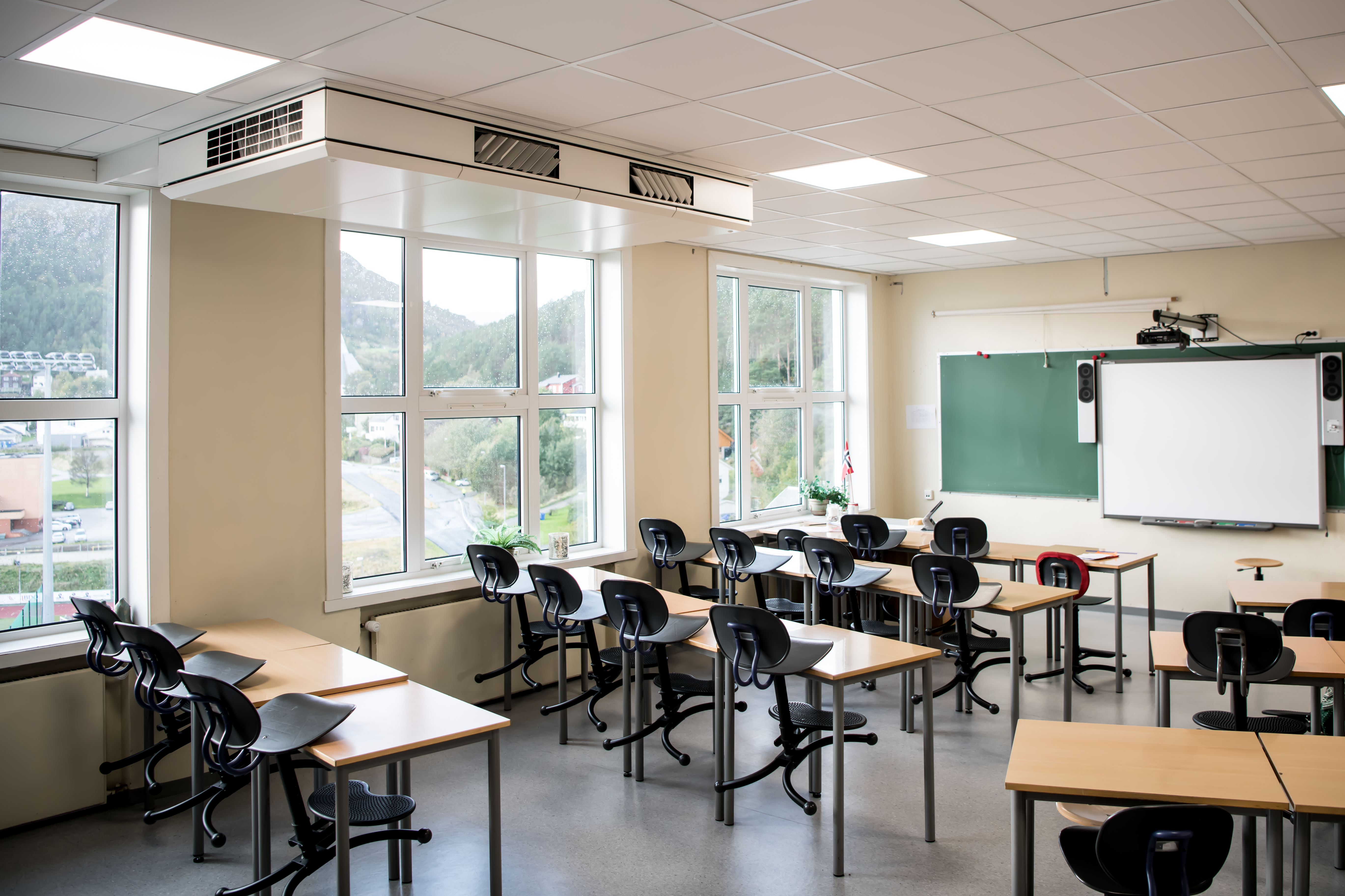 Ventilation in classroom with AM 1000